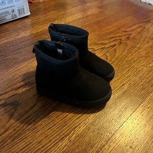 Cat & Jack Black Kids Boots